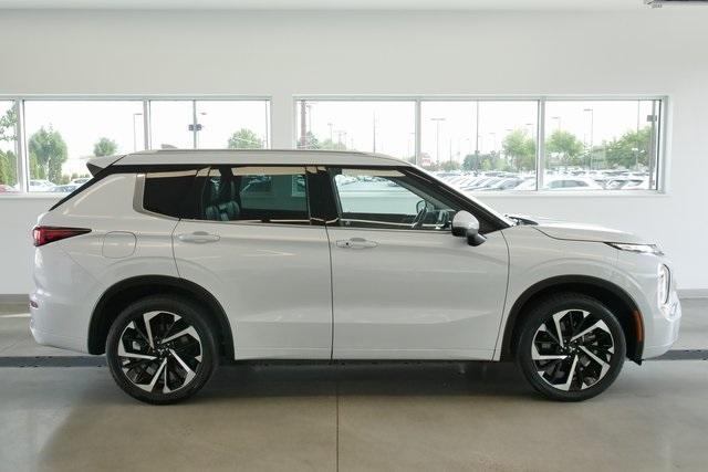 used 2022 Mitsubishi Outlander car, priced at $24,992