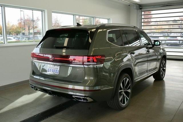 new 2026 Volkswagen Atlas car, priced at $57,421