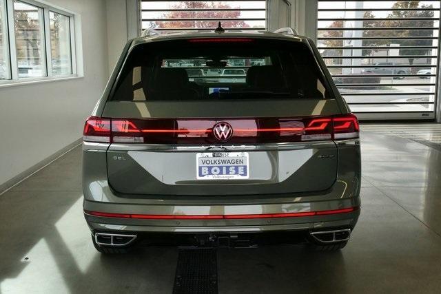 new 2026 Volkswagen Atlas car, priced at $57,421