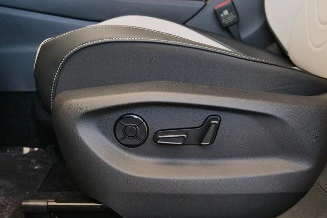 new 2025 Volkswagen Tiguan car, priced at $35,225