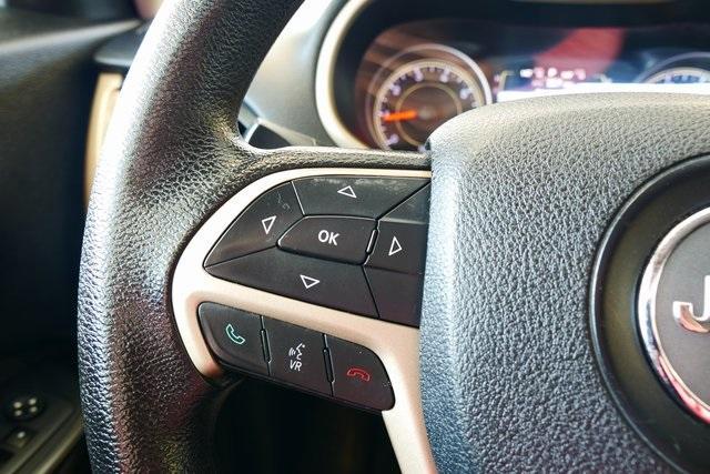 used 2015 Jeep Cherokee car, priced at $5,478