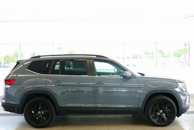 new 2025 Volkswagen Atlas car, priced at $47,087