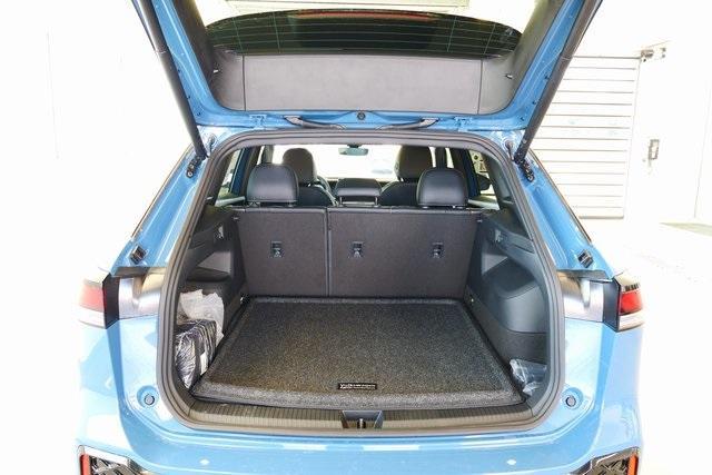 new 2025 Volkswagen Tiguan car, priced at $37,962