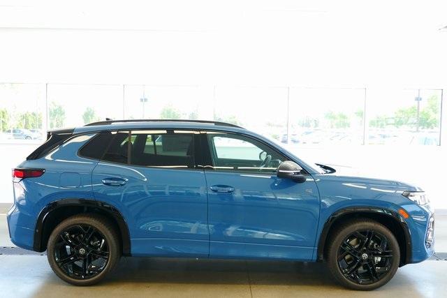 new 2025 Volkswagen Tiguan car, priced at $37,962