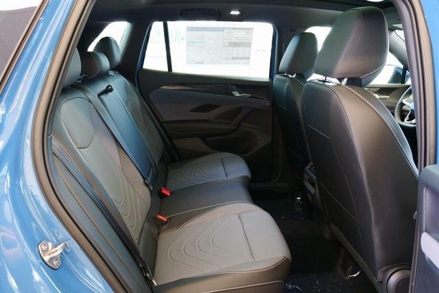 new 2025 Volkswagen Tiguan car, priced at $37,962