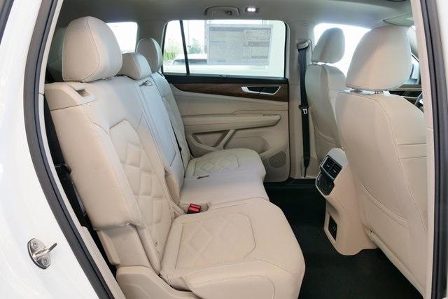 new 2025 Volkswagen Atlas car, priced at $45,204