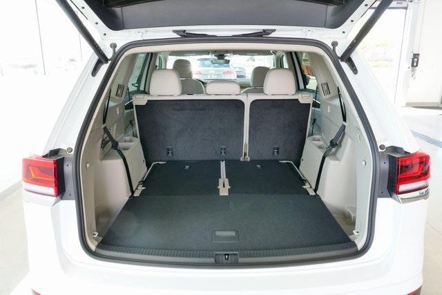 new 2025 Volkswagen Atlas car, priced at $45,204