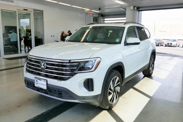 new 2025 Volkswagen Atlas car, priced at $45,204