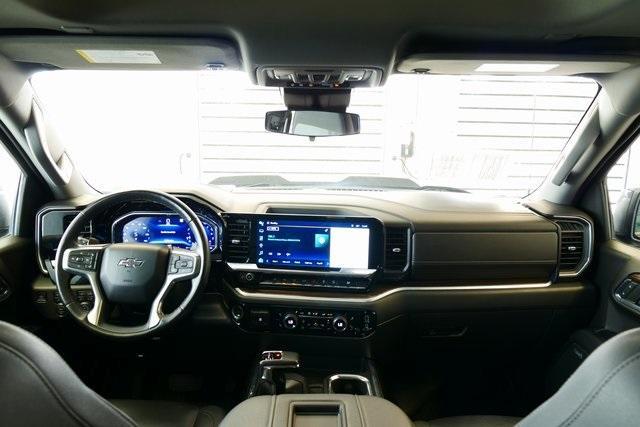 used 2022 Chevrolet Silverado 1500 car, priced at $43,999