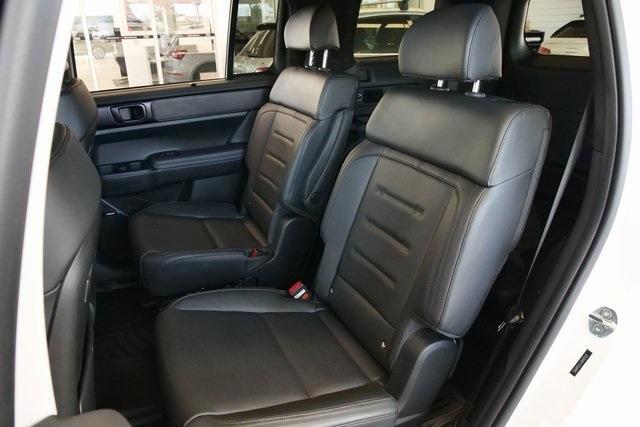 used 2024 Hyundai Santa Fe car, priced at $40,999