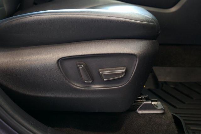 used 2023 Toyota Highlander car, priced at $38,999