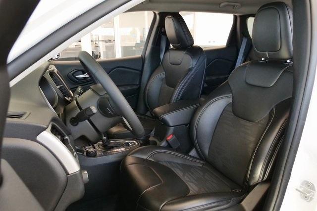 used 2022 Jeep Cherokee car, priced at $24,999