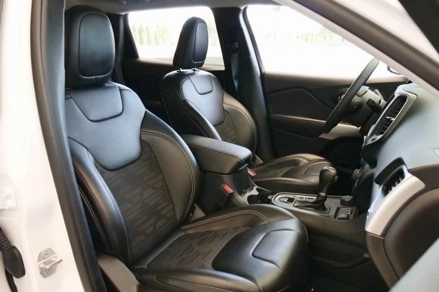 used 2022 Jeep Cherokee car, priced at $24,999