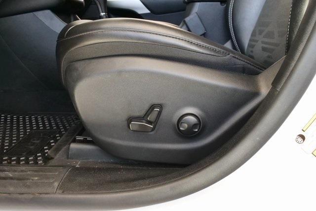 used 2022 Jeep Cherokee car, priced at $24,999