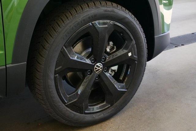 new 2025 Volkswagen Taos car, priced at $33,416
