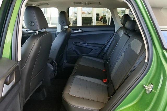 new 2025 Volkswagen Taos car, priced at $33,416