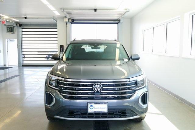 new 2025 Volkswagen Atlas car, priced at $47,187