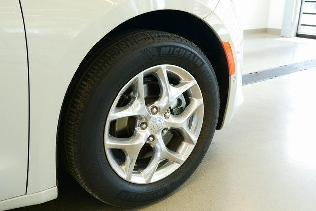 used 2020 Chrysler Pacifica car, priced at $17,478