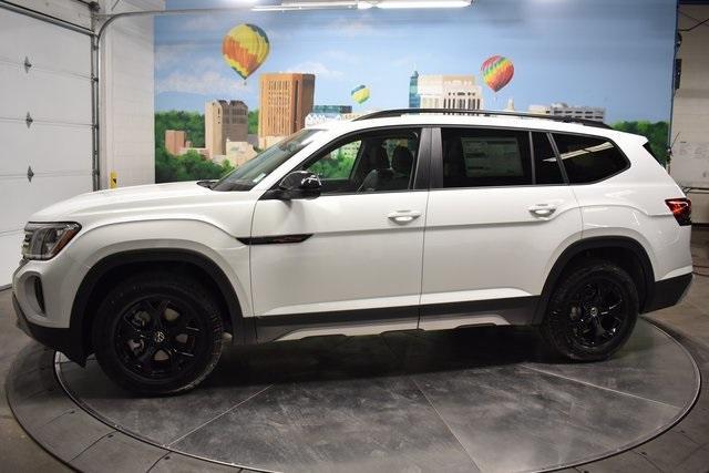 new 2024 Volkswagen Atlas car, priced at $47,515