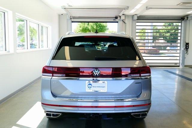new 2025 Volkswagen Atlas car, priced at $54,155