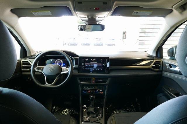 new 2025 Volkswagen Taos car, priced at $32,190