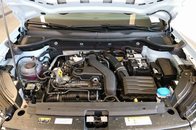 new 2025 Volkswagen Taos car, priced at $32,190