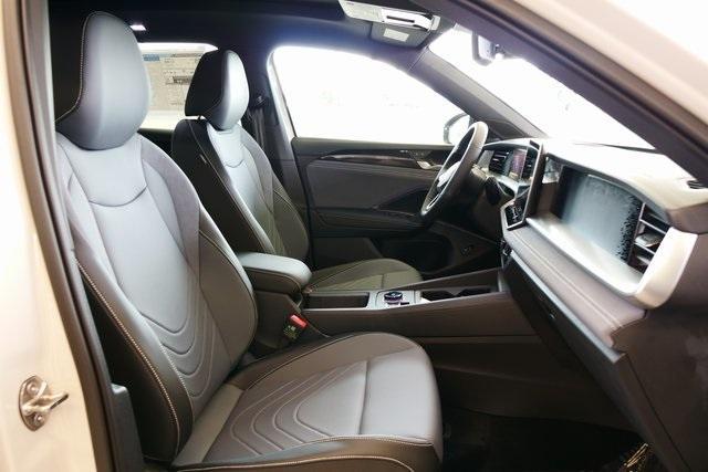 new 2025 Volkswagen Tiguan car, priced at $39,596