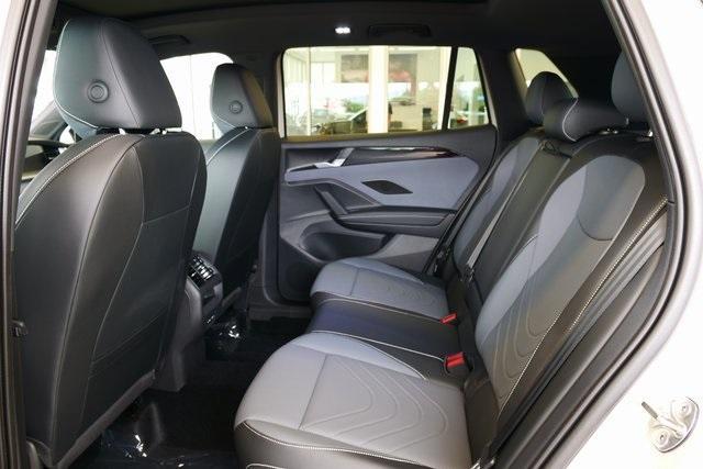 new 2025 Volkswagen Tiguan car, priced at $39,596