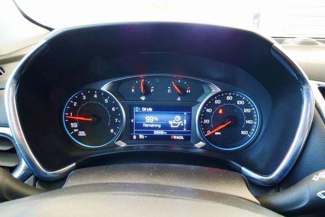 used 2024 Chevrolet Equinox car, priced at $25,999