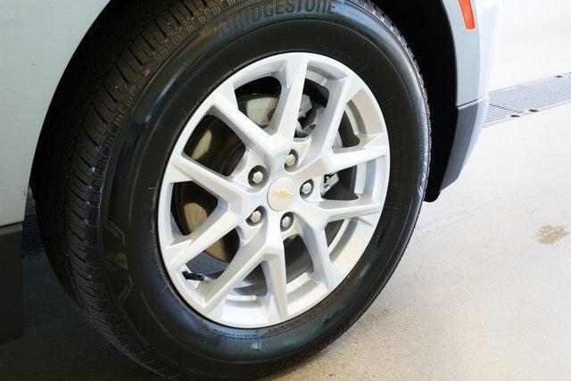 used 2024 Chevrolet Equinox car, priced at $25,999