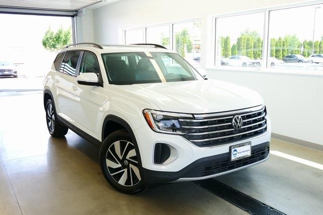 new 2025 Volkswagen Atlas car, priced at $48,387