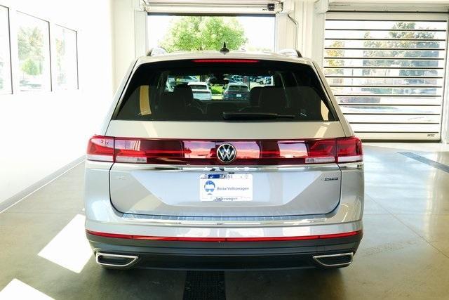new 2025 Volkswagen Atlas car, priced at $41,930