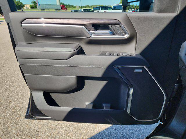 new 2026 Chevrolet Silverado 2500 car, priced at $75,430