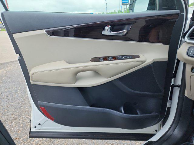 used 2019 Kia Sorento car, priced at $15,964