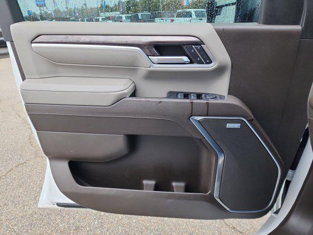 used 2024 Chevrolet Silverado 2500 car