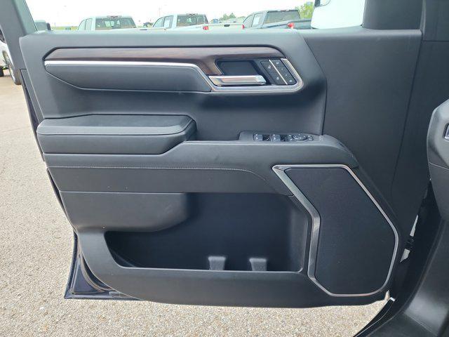used 2025 GMC Sierra 1500 car, priced at $50,976