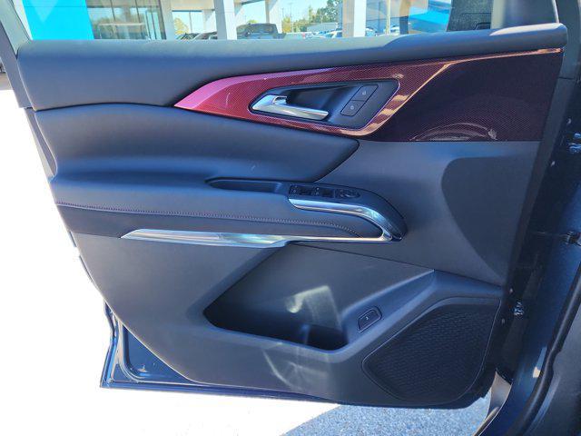 new 2026 Chevrolet Traverse car, priced at $52,445