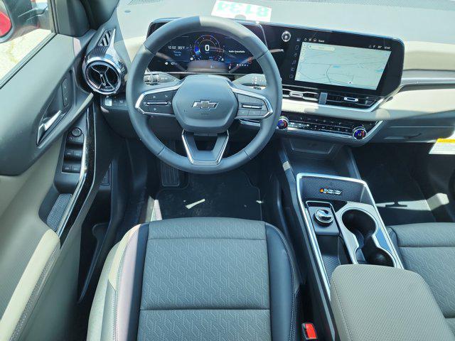 new 2026 Chevrolet Equinox car, priced at $33,585