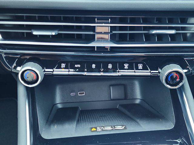 new 2026 Chevrolet Traverse car, priced at $54,615