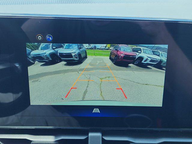 new 2026 Chevrolet Equinox car, priced at $30,185