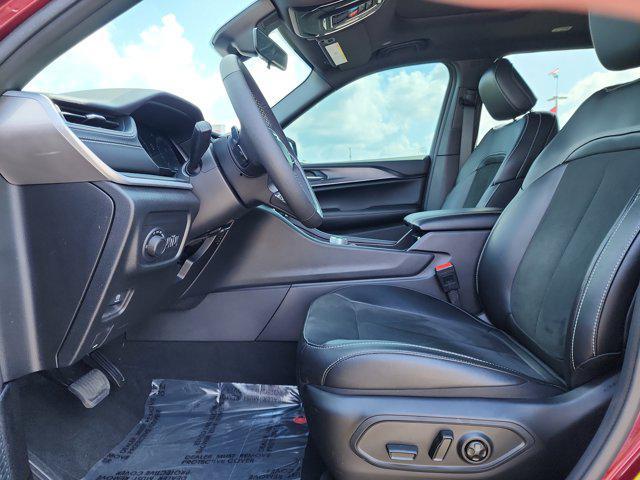used 2025 Jeep Grand Cherokee L car, priced at $39,682