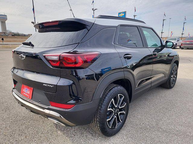 new 2025 Chevrolet TrailBlazer car, priced at $29,390