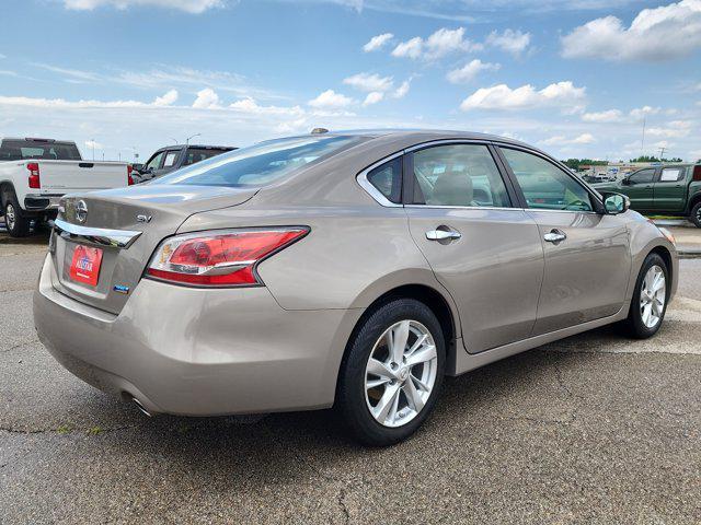 used 2014 Nissan Altima car, priced at $13,987