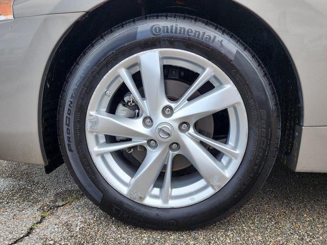 used 2014 Nissan Altima car, priced at $13,987