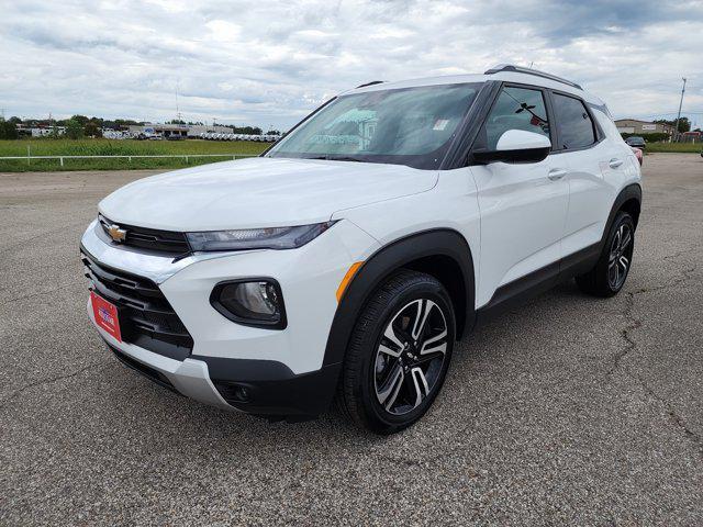 used 2023 Chevrolet TrailBlazer car, priced at $25,198