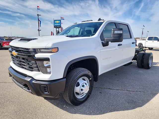 new 2025 Chevrolet Silverado 3500 car, priced at $61,710