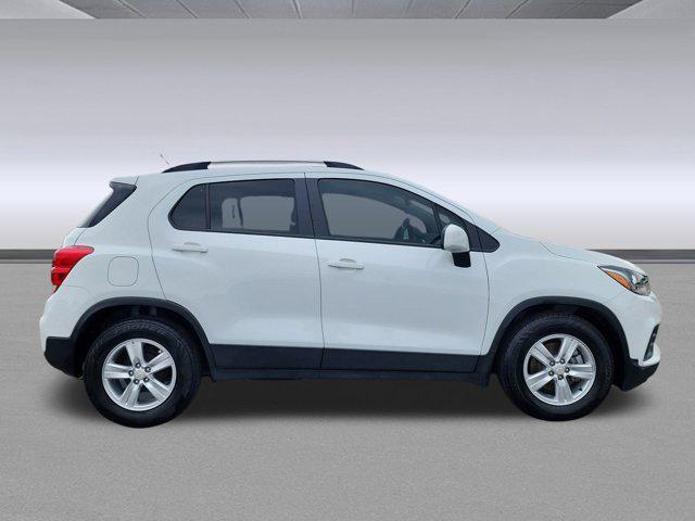 used 2022 Chevrolet Trax car, priced at $18,212