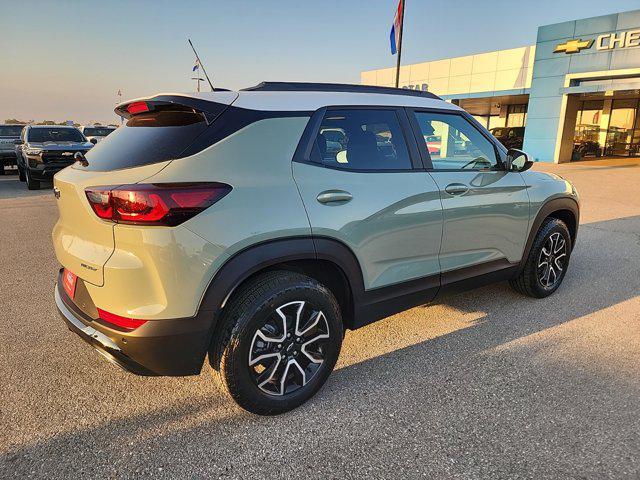 new 2025 Chevrolet TrailBlazer car, priced at $30,585