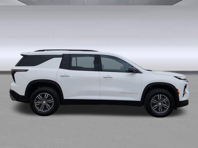 new 2026 Chevrolet Traverse car, priced at $43,695
