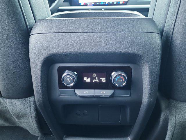 new 2026 Chevrolet Traverse car, priced at $43,695